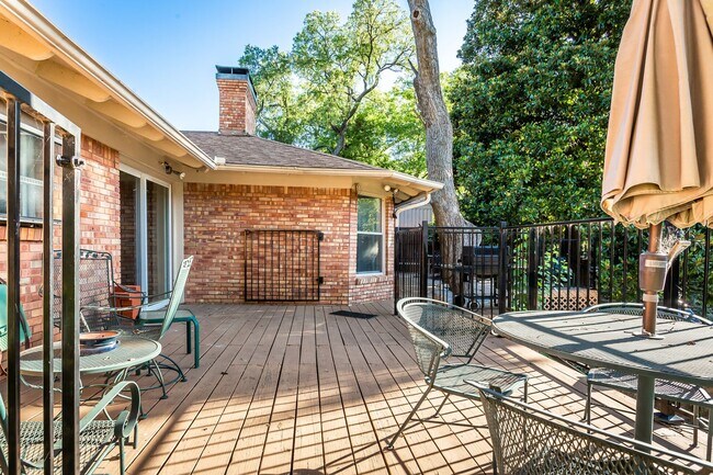 Photo - Lakewood Retreat with Stunning Blue Fair Lake Views