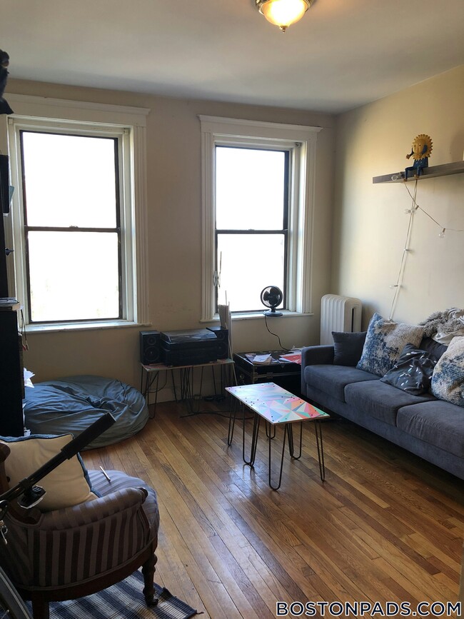 Photo - 19 Peterborough St Apartment Unit 25
