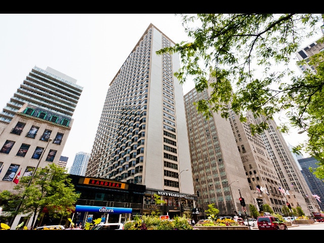Building Photo - 535 N Michigan Ave Unit 506