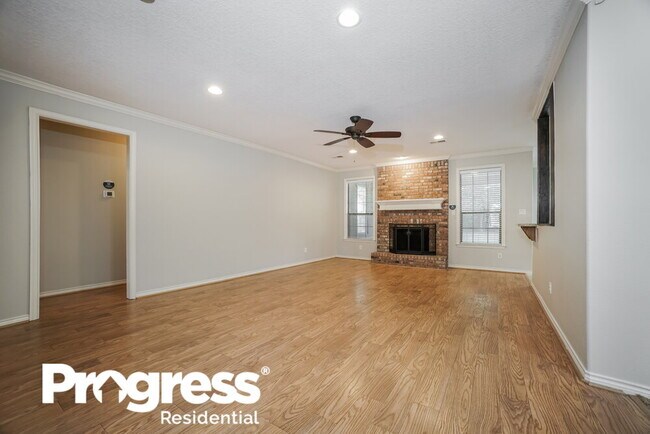 Photo - 16109 McQueen Rd