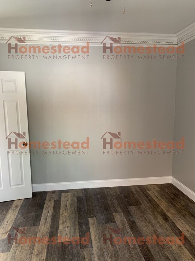 Photo - 77 Herman St Unit Apt 1