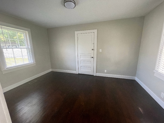 Photo - 206 Eugene Rd