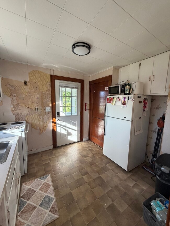 Photo - 34 Pride Rd Unidad Room for rent