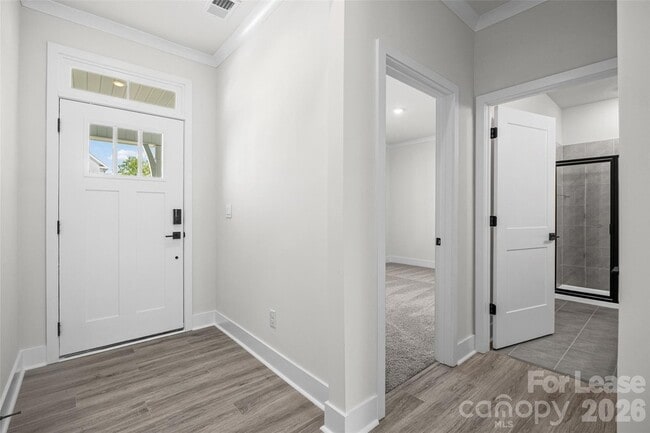 Photo - 541 Mahogany Rd