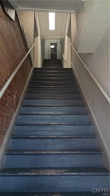 Building Photo - 223 State St Rental