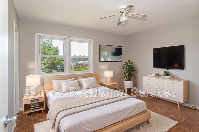 Photo - 6033 Santa Fe Dr