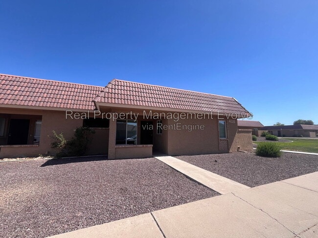 Photo - 408 W Blackhawk Dr