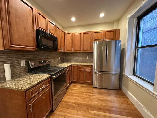 Photo - 184 Saint Paul St Unit 1