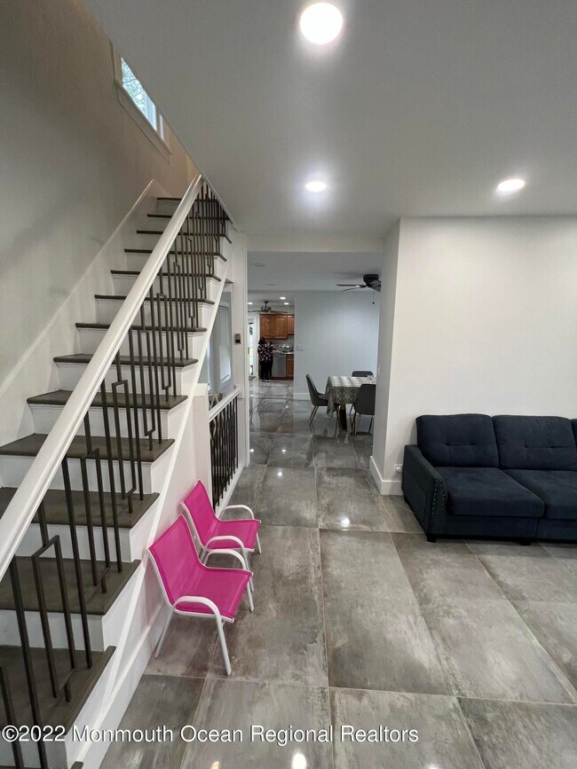 Photo - 316 Roosevelt Ave