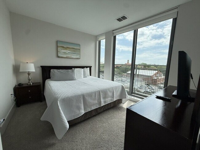 Photo - 95 8th St NW Unidad SI ID1604699P
