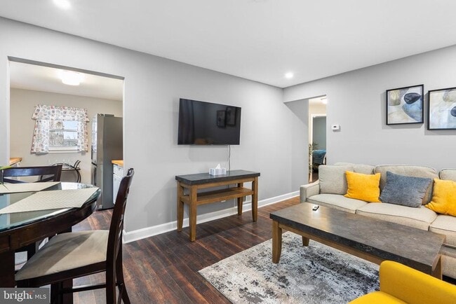 Photo - 3906 70th Ave