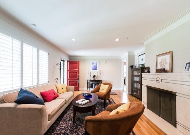 Living Room - 866 S 2300 E