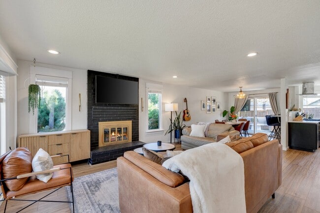 Photo - 13570 SW Feiring Ln