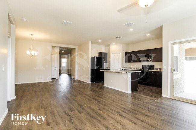 Photo - 2635 W Tamarisk Ave