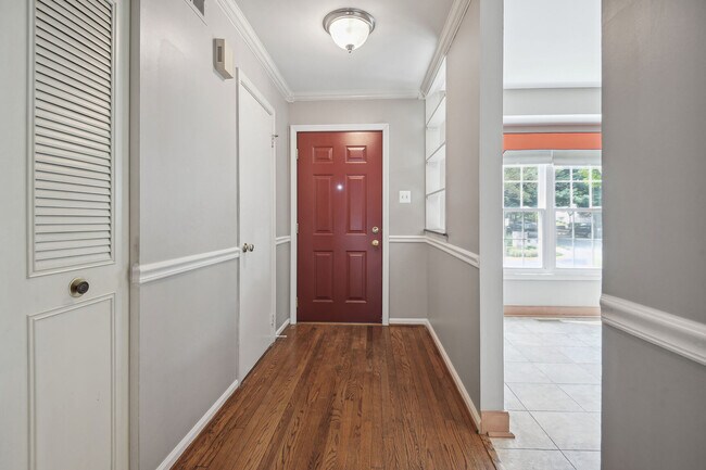 Photo - 18900 Ferry Landing Cir