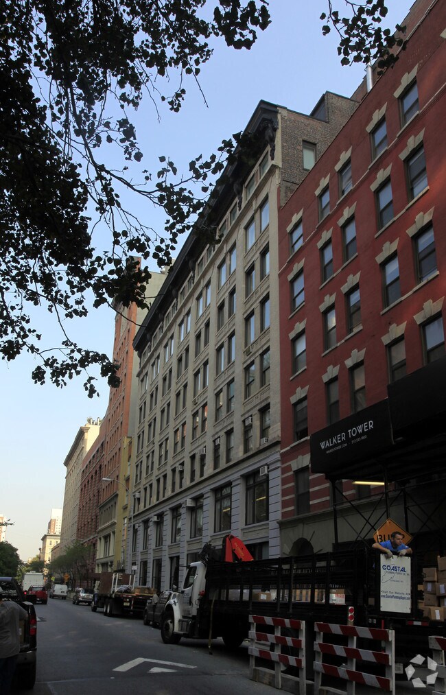 Primary Photo - 227-239 W 17th St