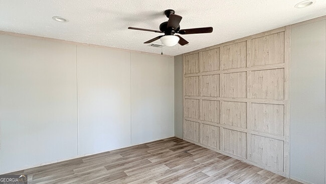 Photo - 68 Rockys Pl