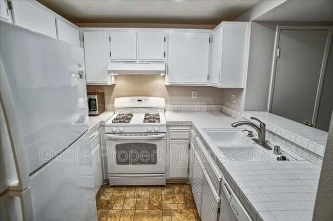 Photo - 24101 Del Monte Dr. Unit 424