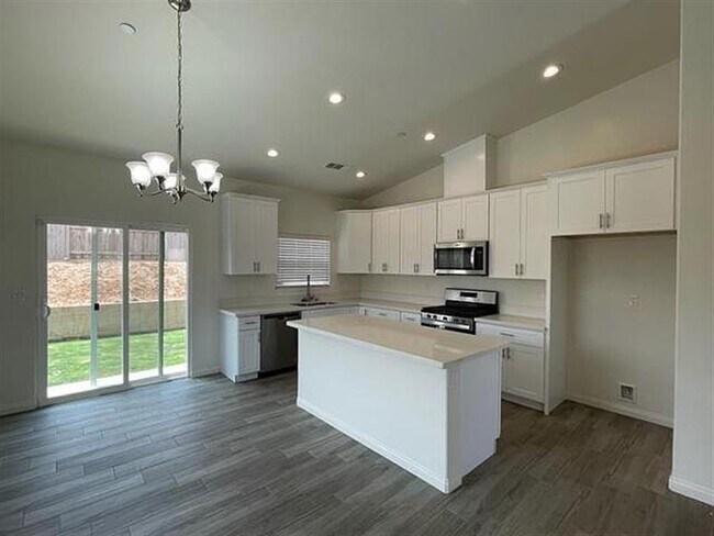 4 bedroom house for rent in Bakersfield - 4 bedroom house for rent in Bakersfield