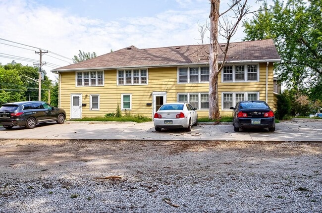2006 Grand Ave Unidad 2 - 2nd floor