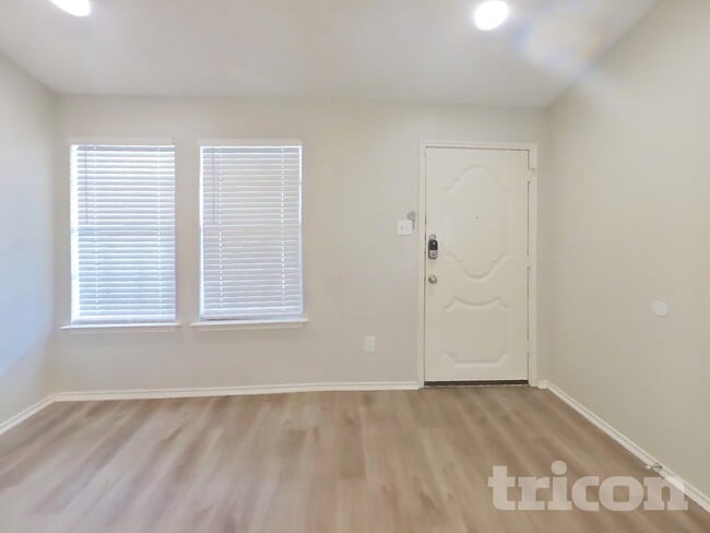 Photo - 14605 Otoe Dr