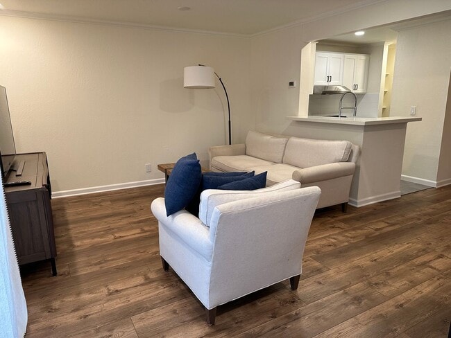 Photo - 204 Larkspur Plaza Dr Unit 1