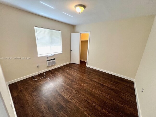 Photo - 692 NE 85th St Unit 7