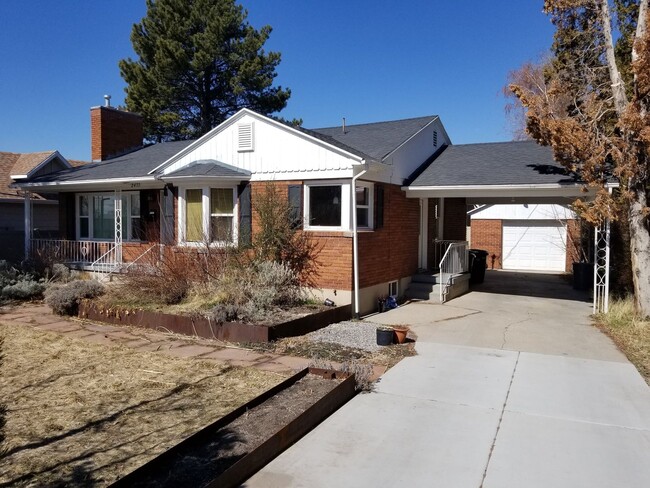 4 Bed/2 Bath Home Bath in Millcreek - 4 Bed/2 Bath Home Bath in Millcreek