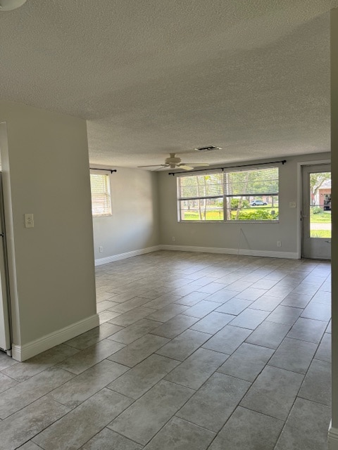 Photo - 136 Davenport Ave NE