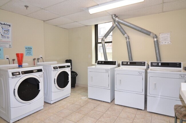 Photo - 15 Blackwood St Unit 32