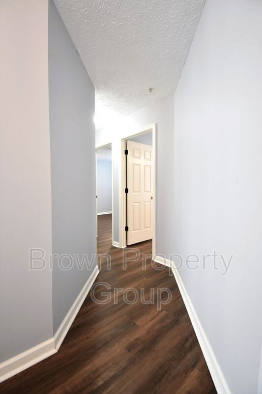 Photo - 295 Warton Ln