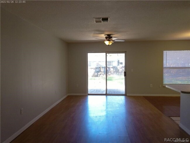Photo - 5921 W Woodhill Ct