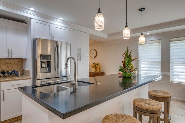 Photo - 912 N Niheu Pl