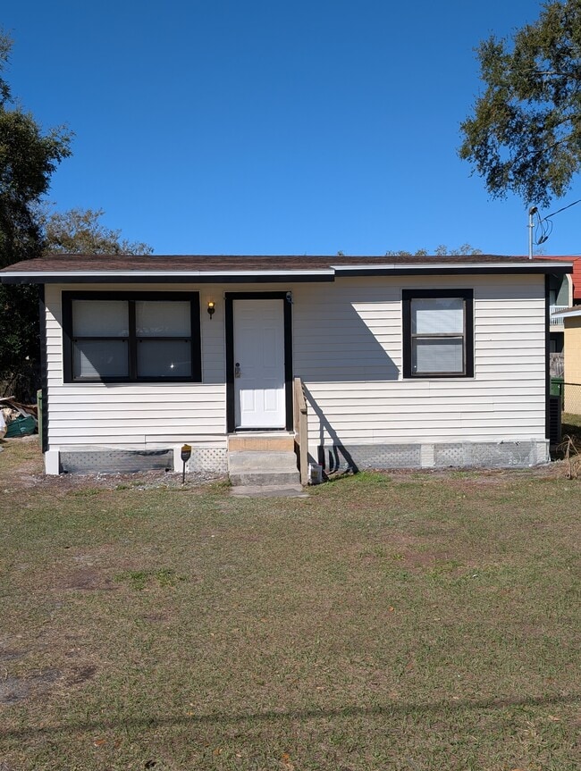 Building Photo - 8734 N Tangerine Pl