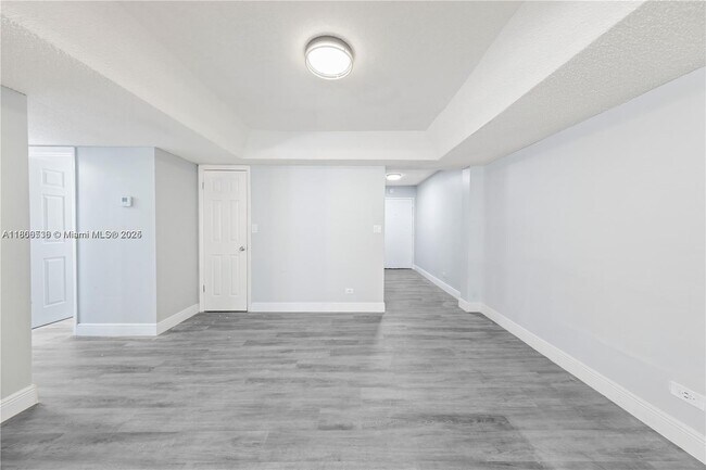 Photo - 3680 Inverrary Dr Unit 3J