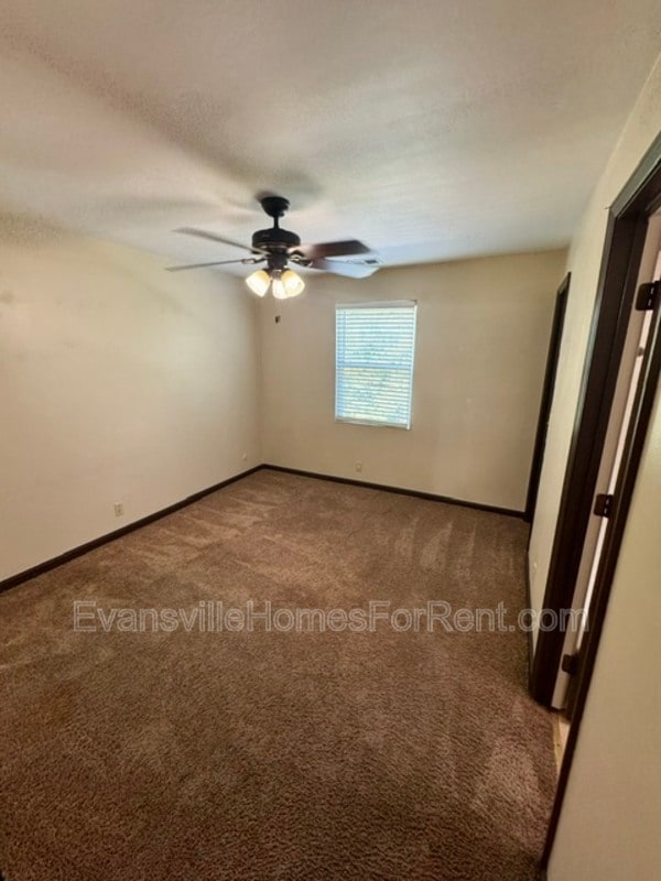 Photo - 1618 Speaker Rd