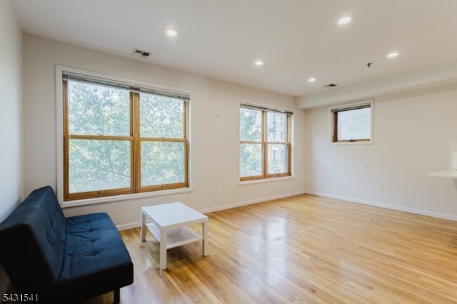 Photo - 323 Jackson St Unit 301