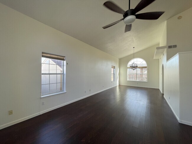 Photo - 10538 Olympic St NW