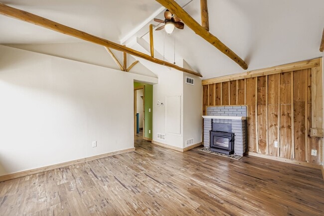 Photo - 9 Moon Dance Ln