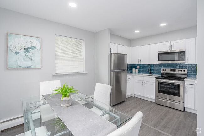 2BR, 1BA