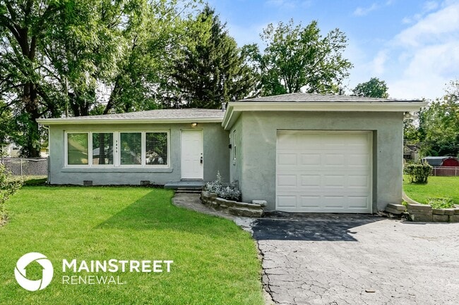 Building Photo - 3855 E Mound St