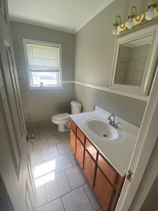 Photo - Renovated 3 Bedroom 1 Bath Home for Rent!