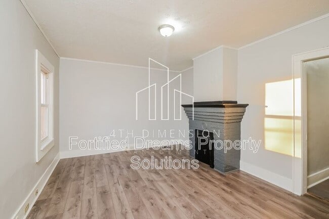 Photo - 918 Camel Ave