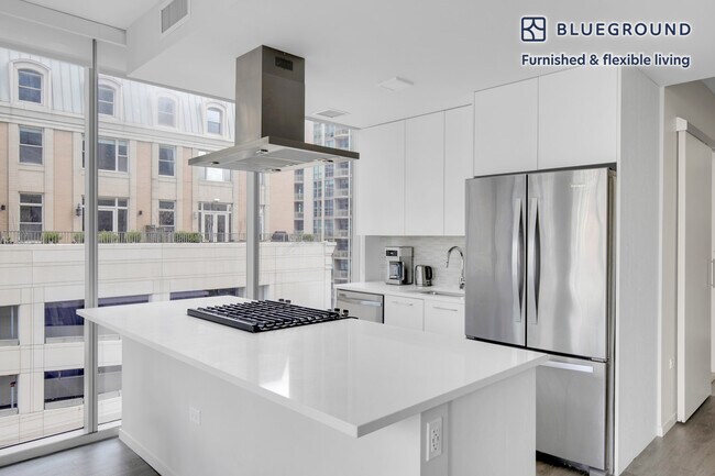 Photo - 8 E Huron St Unit FL11-ID125