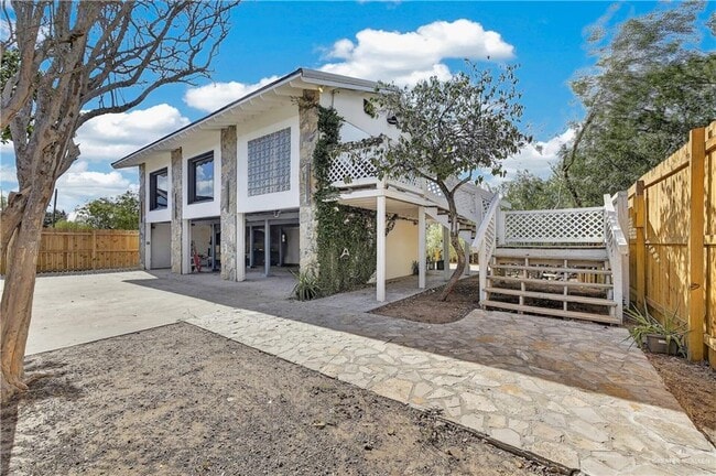 12303 Lakeview Dr Unit B