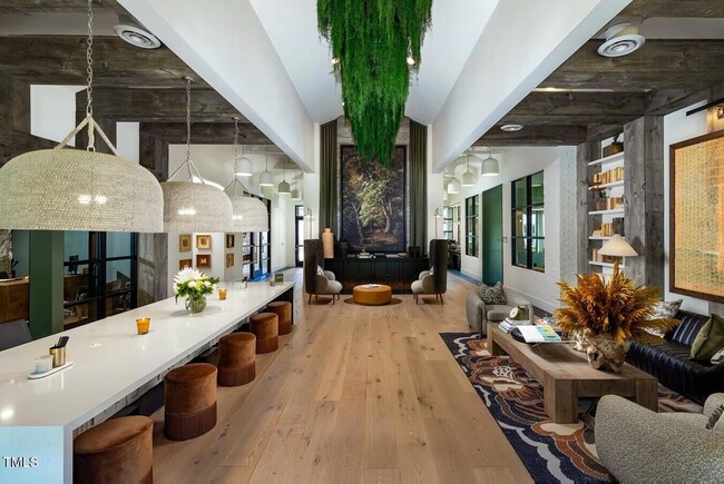 Photo - 821 Hanbury Wy Unit B1