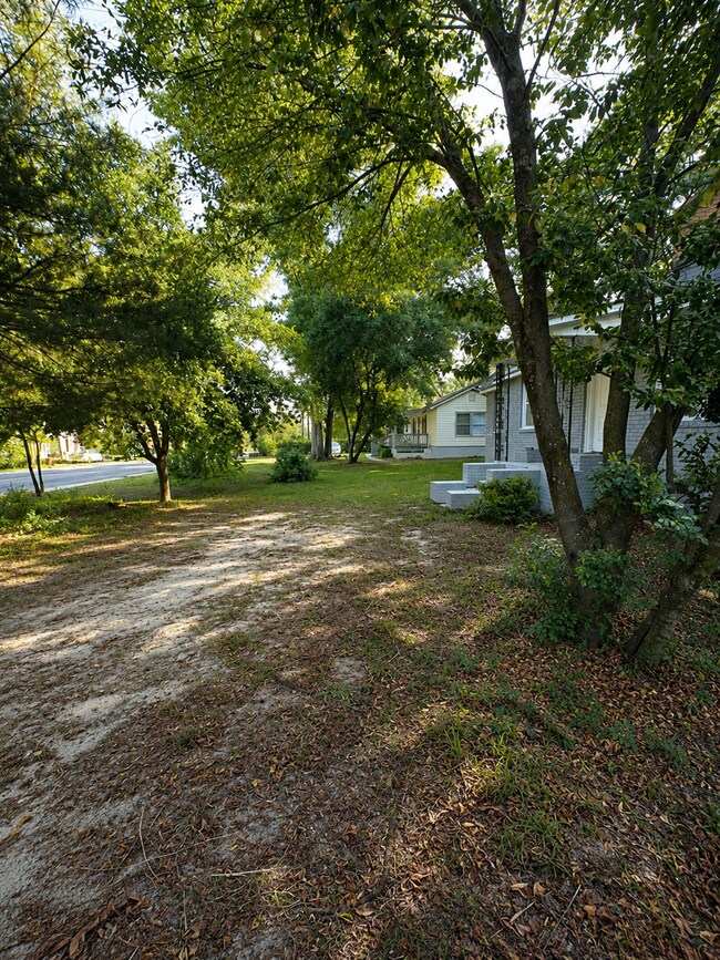 Photo - 1515 Burton Ave