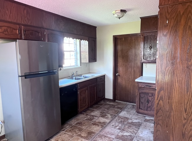 Photo - 8 Royal Coach Cir