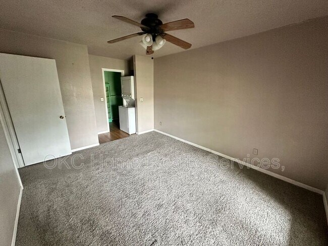 Photo - 6704 N Meridian Ave Unit Apt. H