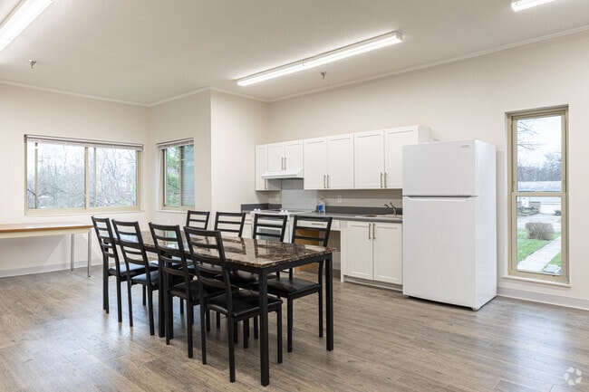 Photo - Winton House